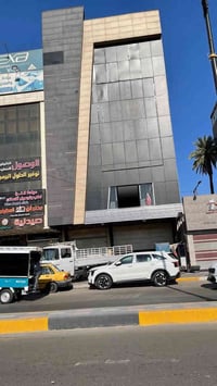 العطيفيه الشارع العام • بناية تجارية • ٣٠٠م