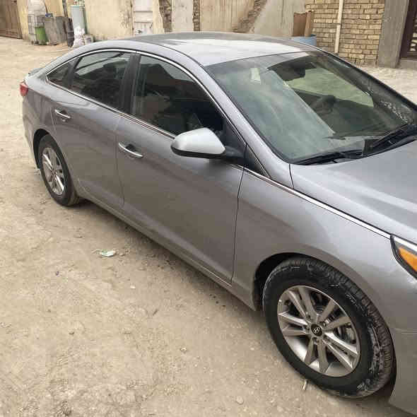 السلام عليكم سوناتا موديل ١٧ رقم اربيل السيارة نضيفة جداً وصور الحادث مرفقة بالمنشور بيه قطعتين السيارة مابيه مواصفات سعره ١٢٥ وبيه مجال 
ارقامي ***********
***********
