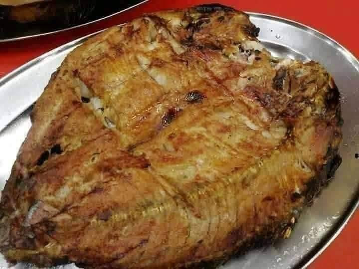 سمك بس ب 5000
من مسقف العبيدي 
سكف فحم تنور الطين 
مستمرون من الساعه التاسعه صباحا الى ساعه 1مساء متوفرين توصيل كل مكان 
***********
***********
