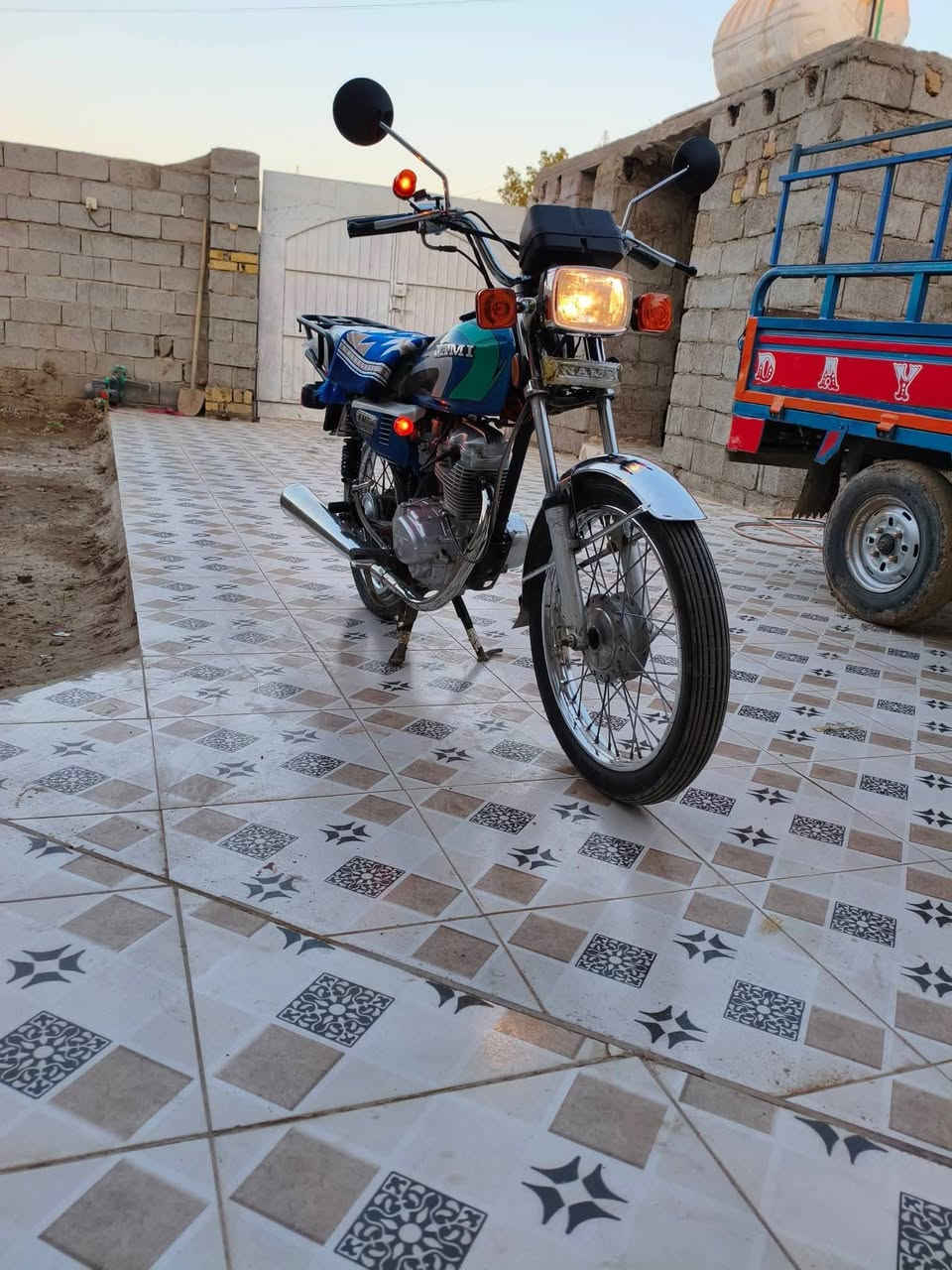 دراجة ارشة موديل شاصي 16 تعمير 21 محرك 21 أوراق أصولي سعر 300رقم ***********  مكان كوت
