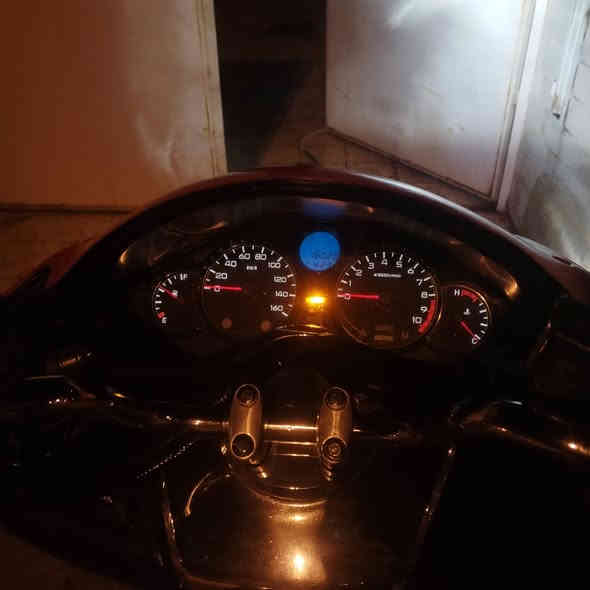 فورزا 0.8 مكينة مامفتوحة شرط دراجة نظيفة حيل مكينتها ٢٥٠ اصولية تترقم دراجة خير من الله مراوس بقفاز ٢٤ ٢٥ مكينة ٢٥٠.. ٢٠٠ حسب النظافة وبيع بسعر ٩٠٠ مكاني موصل رقمي *********** ومتواجد ع فيس بوك
