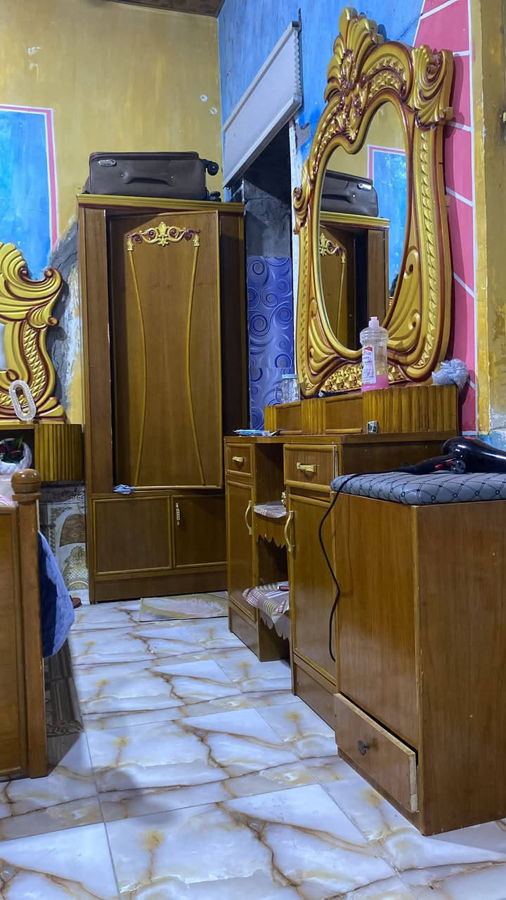 سلام عليكم غرفة عراقي مستعمله للبيع رايده 450 ‪0778 277 7806‬
