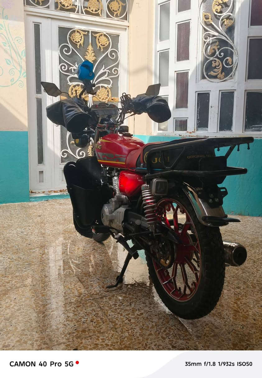 السلام عليكم دراجه سافان للبيعصارلهه شهرين من طالعه من الوكيل وكيلهه العارضي الدراجه رقم نجف سنويه باسمي دراجه جاهزه من كلشي نهضه معدل دك 130 محرك 200cc محرك سبانه ما ممدوده عليه دراجه نقصهه بك لايت واشاره يمنه وره بس مكاني نجف سعرها (1600) ‏
‪0788 740 6014‬‏ هاذ رقمي و الخاص مفتوح
السلام عليكم دراجه سافان للبيع‏
