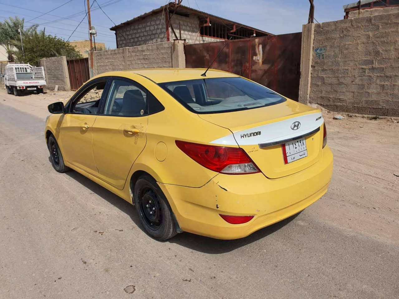 سلام عليكم 
اكسنت موديل ١٢ خليجي رقم قادسيه مداور ثاني يوم سنويه لنهاية ال٢٨ محرك ١٤٠٠  كير محرك ع الشرط حداديه  السياره جاهزه بيهه جاملغ أمامي مصبوغ وربع من الباب الخلفي دحجه مال دراجه السياره مكانها بالديوانيه 
السعر ٧٠ 
باقي التفاصيل اتصل لاتراسلني اتصل ع صاحب الرقم
مكلف بالنشر 
للإستفسار  ***********
