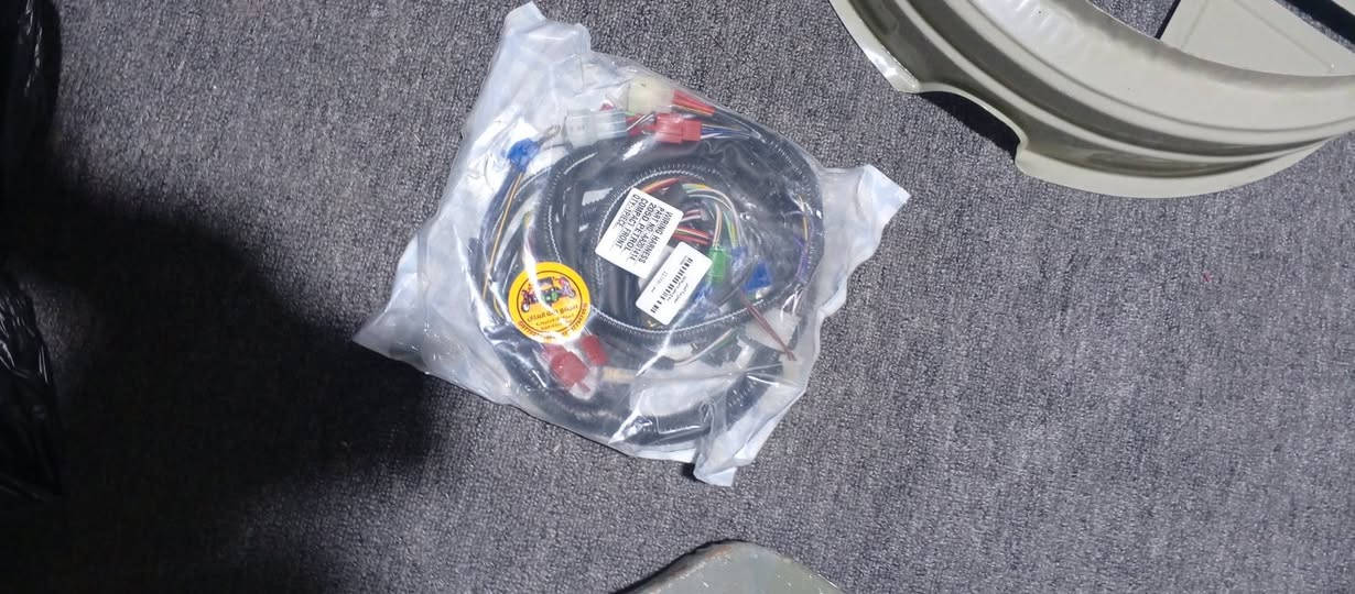 السلام عليكم غراض تكتك للبيع مديل 18ال20 المكان كربلاء الرقم الهاتف ***********
