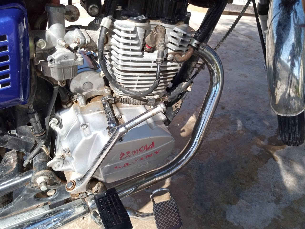 السلام عليكم
لعشاق الچدمة والماطور القوي 
سيفان ٢٠١٩ الحديدة القديمة خمسة كير اوراق اصولية كاملة 
مابي نقص برغي بستثناء اشاير فقط تبديل 
دراجة مكفولة من كلشي مكينة وكير وباتري ويل خلفي جديد مصار شهرين عل الشد السعر ٣٥٠ وبي مجال للشراي 
عنوانة المقدادية


**إذا كنت صاحب هذا الإعلان وتريد حذفه لأي سبب، رجاءا أرسل رسالة إلى الدعم الفني**