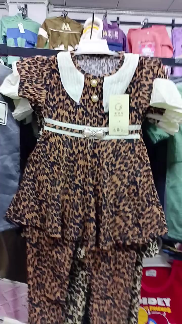 تابعونا يومية عدنا عروض وبضاعة حلوة وتفاليس عنوانا بعقوبة التحرير الفلكة الآخيرة قرب جامع الأنفال لأستفار أكثر***********
