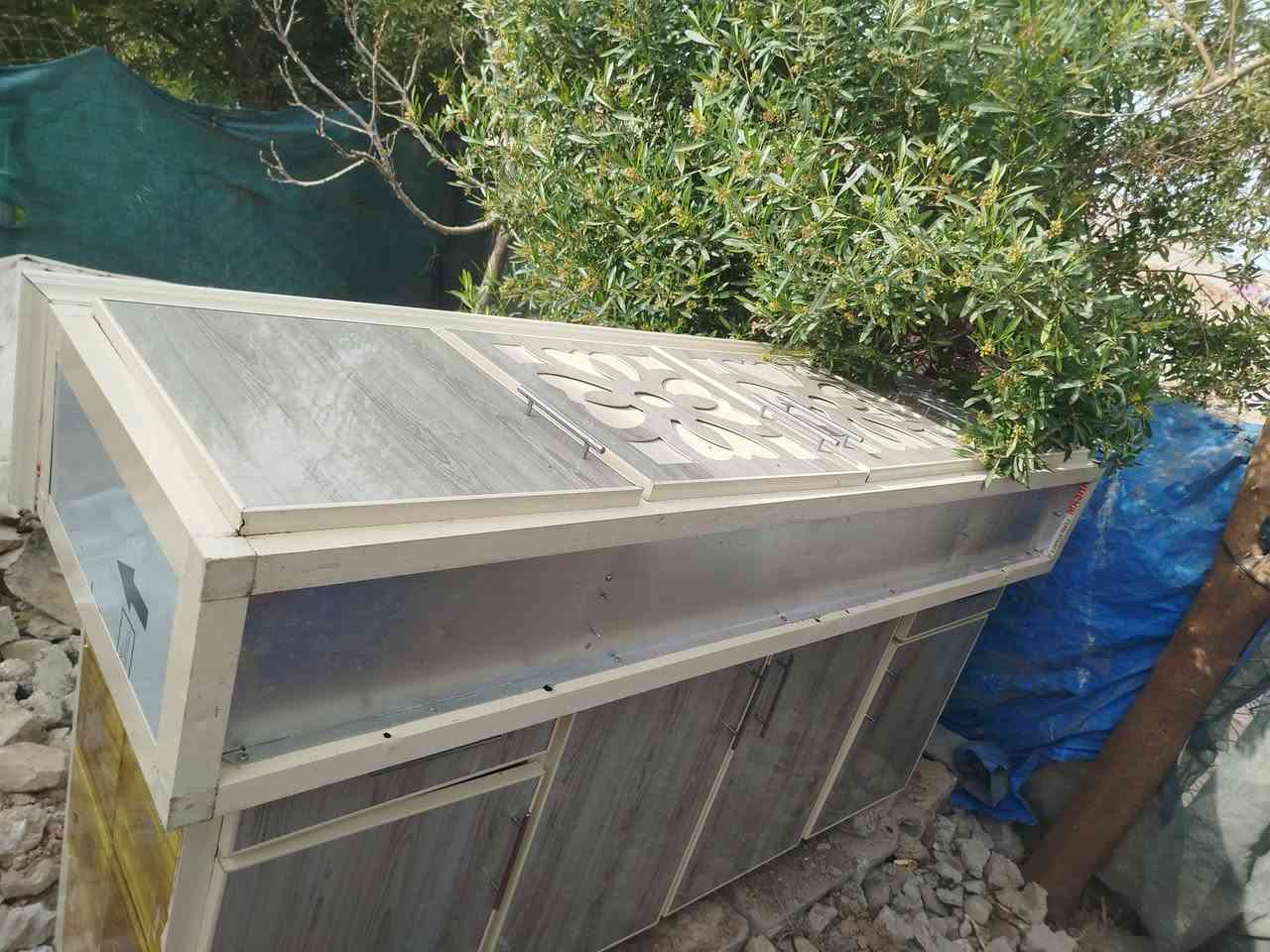 كاونتر الامنيوم للبيع قطعتين فقط سعر 140الف بي مجال ***********
