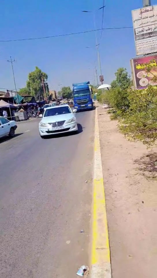 للبيع اكسور  2007 كيركهربائي هاف طكتين حجم  محرك 40 شاصي قصير مربوط عربانه فلات  ألماني دبل تاير 3 محاور 
للاستفسار والاتصال على الرقم التالي ***********
