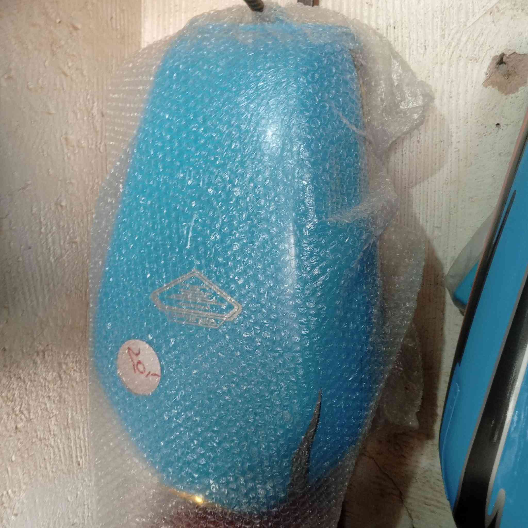 الحمدلله تم توفير جميع انواع التانكيات الماطورات  عنوان العلم عويجيله محل نواف ***********
