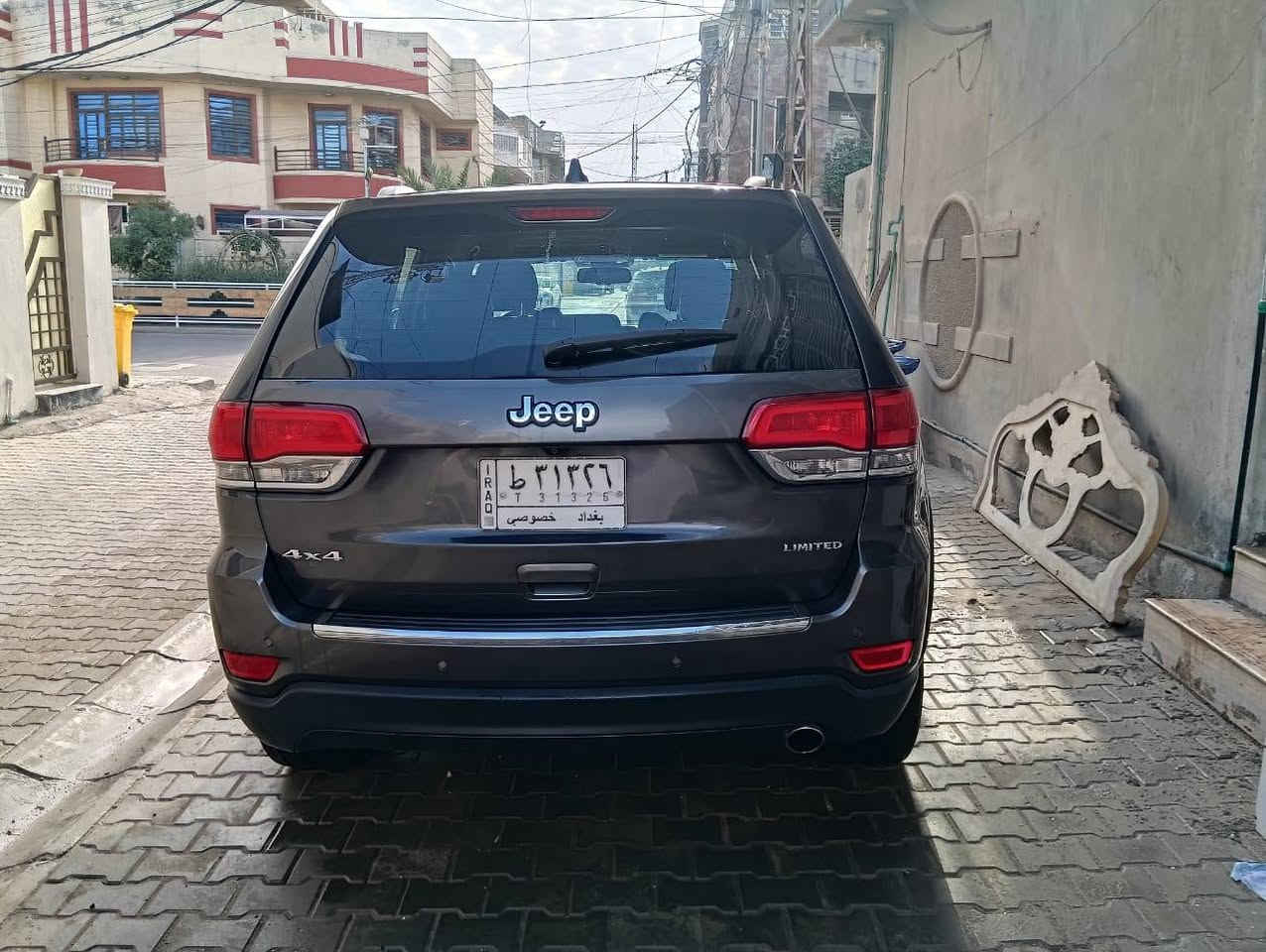 جيب لمتد لون شمباني موديل 2016 بدون إرباك مبدل فقط بنيد وبيها مكانات كلير بارد فقط  بغداد 
محرك كير مكفولات تخم تأثير جداديه جديدة  هاتف *********** بغداد, العراق
