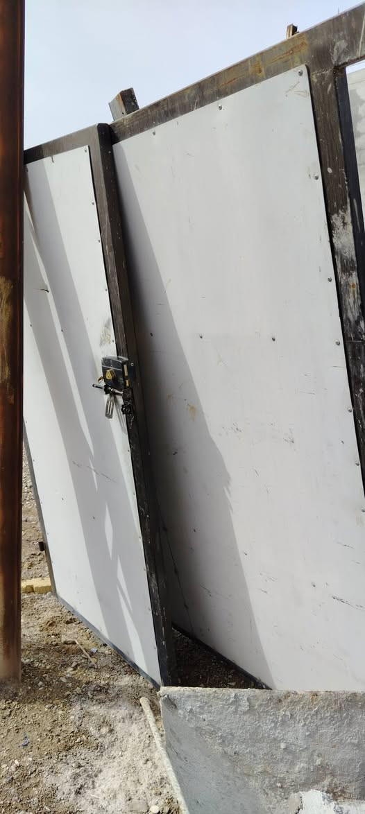 للبيع باب سلايت ثقيل توصاه طول 3 امتار كامله هيه وملحقاتهه


**إذا كنت صاحب هذا الإعلان وتريد حذفه لأي سبب، رجاءا أرسل رسالة إلى الدعم الفني**