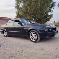 بي ام للبيع 520 مديل 94  لون زيتوني  بجم عريض محرك كبس كسر عادي  شرط ت...