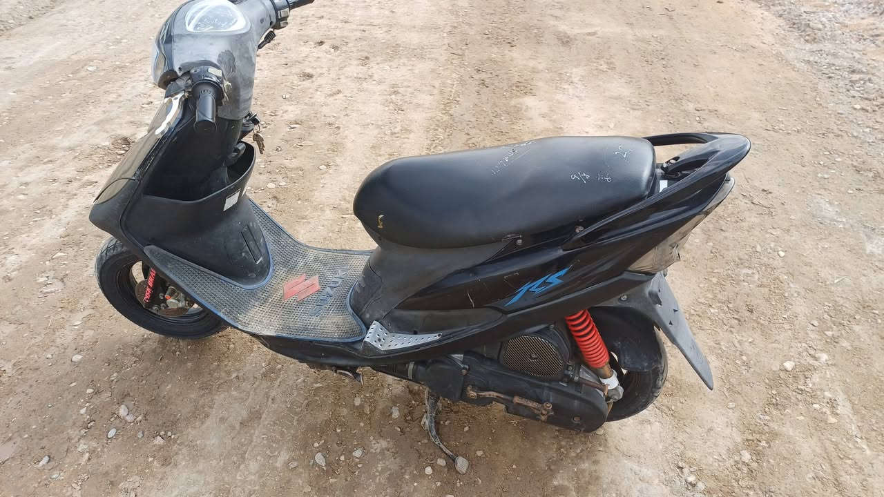 سلام عليكم دراجه ماكس عدله للبيع دراجه نضيفه تخبل برغي مامفتوح بيه كفاله نهضه وسرعه تخبل سعر 900وبيه مجال مكاني بصره قضاء المدينه ***********
