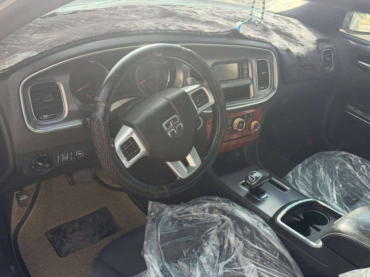 جارجر 2014 كصة جنطة فقط متوئمة اربيل الرقم القديم كير طيارة جديدة للاخير وجاهزة دعامية امامية ووويل كب ودوسات جانبية srt .   محرك 3600 لايت زينون السعر ٦٠ مكاني بغداد بيع او مراوس


**إذا كنت صاحب هذا الإعلان وتريد حذفه لأي سبب، رجاءا أرسل رسالة إلى الدعم الفني**