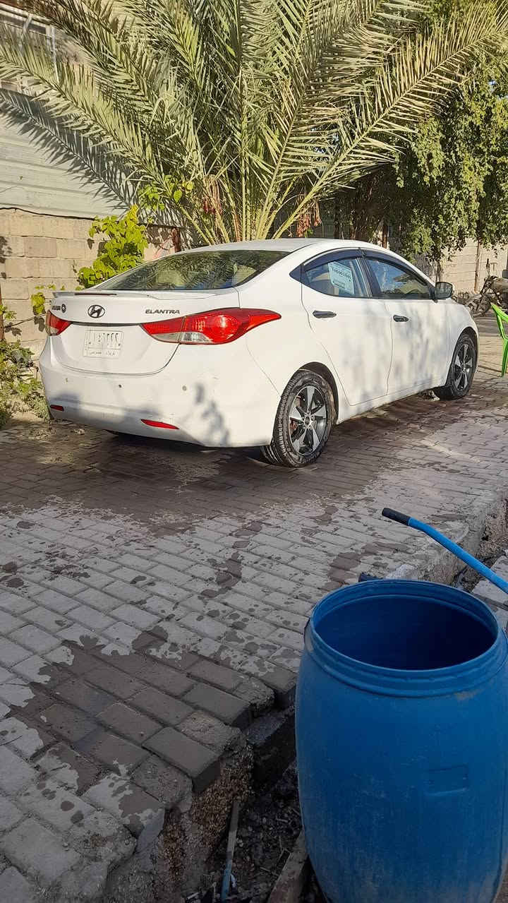 النترا للبيع او مراواس بتكسي 2013 رقكم كربلاء خليجي محرك 1800 بيه جاملغ الخلفي بي صبغ ولبنيد مبدل اثر طخه قليله شواصي تكم مكفولات من الصبع والضربه السعر 108 مراوس بتكسي وينطوني فرق ترهم ***********
