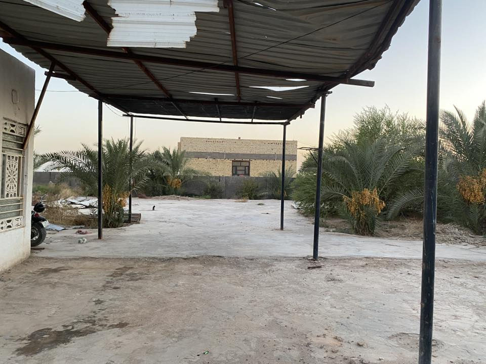 #مكلف بلنشر

ارض للبيع مع دار سكن العنوان  شافعيه نزلت الغتاره فرع حي الامام عليبيت سيد راىد سابقاً 
خدمامت كلها متوفره ماء اساله ابي بل باب كهرباء مولده شارع انترنيت مدارس قريب على سوق الشافعيه اي استفسار مراجعه رقم صاحب الارض

‭٠٧٨٣ ٨٣٨ ٦٨٤٣‬
