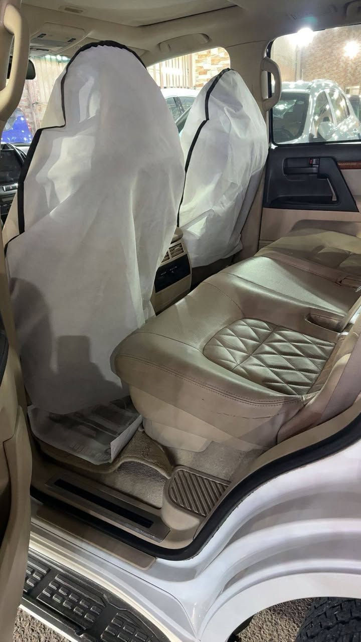 تحيه طيبه السلام عليكم
الاندكروز 2012 بريم 
فول مواصفات 
8 سلندر  4600 
مكفوله عده شويه صبغ داير جاملغ خلفي 
رقم شمالي باسمي تحويل مباشرة سنويه هزه جديد 
السعر 345. ورقه وبيها مجال 
إي استفسار 
*********** ابو احمد 
مكان بغداد البياع معرض المنار الحديث شارع 2
