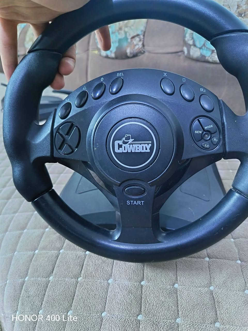 السلام عليكم دركسون ستيرن ما ألعاب يشغل بلي 3 و 2و1 مع كامل ملحقاته والسعر 30 وبيه مجال مكان بغداد مدينه الصدر الرقم ***********
