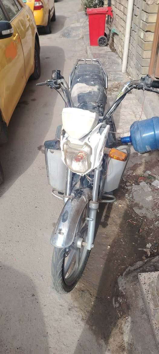 سلام عليكم دراجه هارلي شحن متروكه نقص بطاريات للبيع سعر ميه الاتصال ***********
