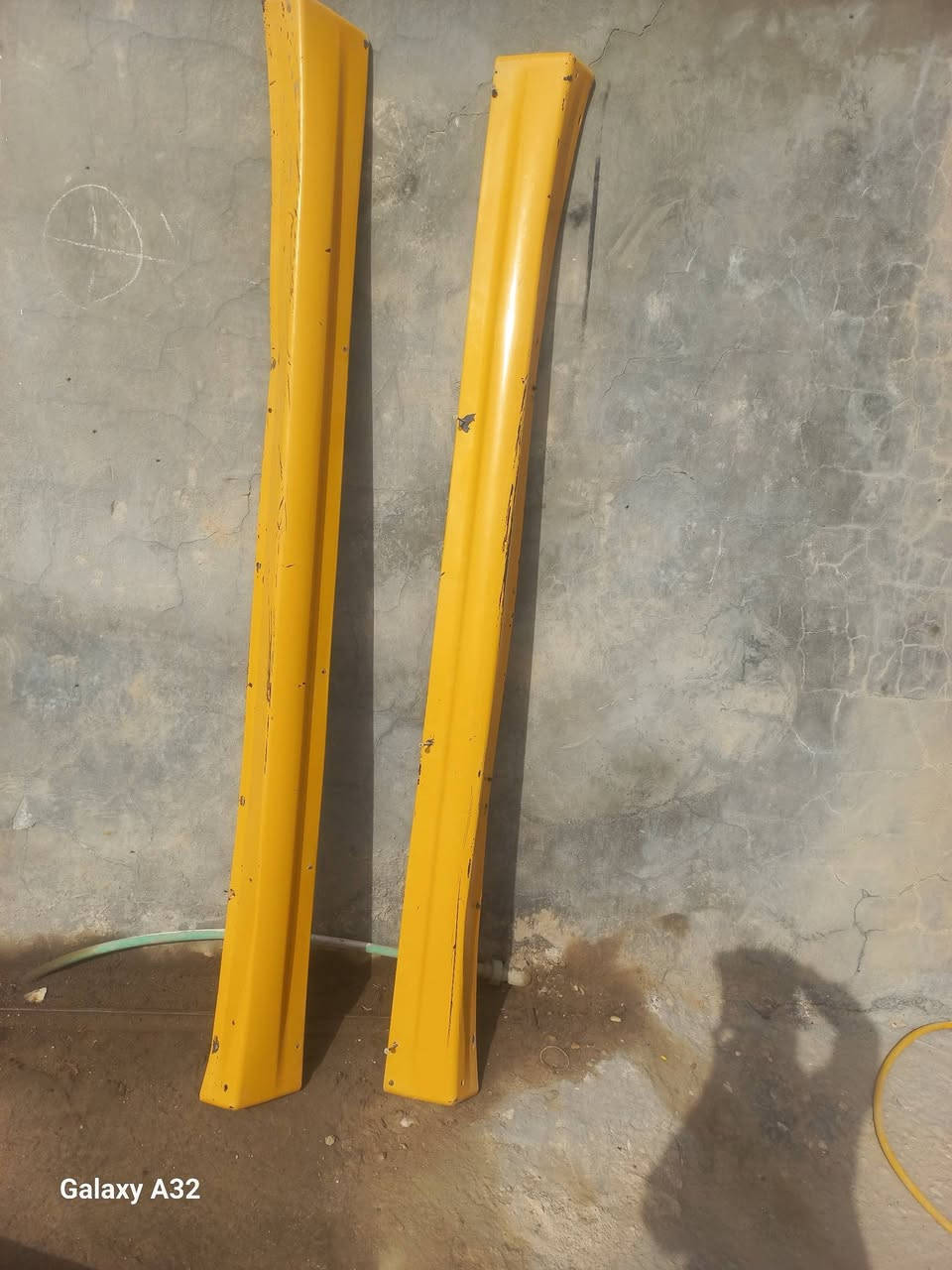 سلام عليكم شباب دوسات مال جارجر سارتي لون صفر  مكاني ناصريه نصر و سعر ب ١٠٠و بيهن مجال رقم ***********
