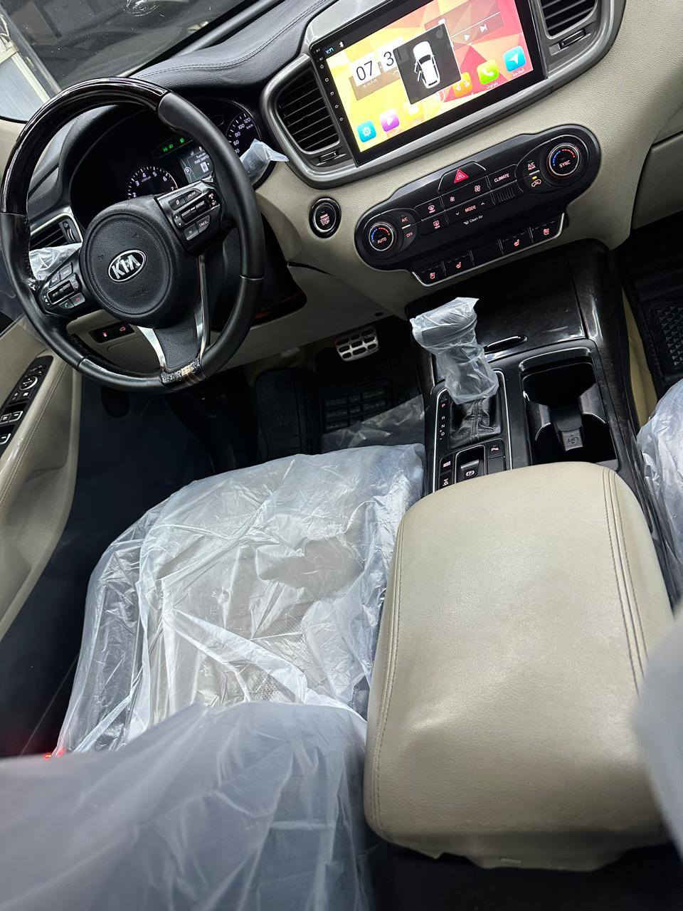 سورنتو ٢٠١٨
خليجي
رقم بغداد
ماشيه ١٧٠
فول 
كشن تتفئه تبريد
بانو راما 
٧راكب
فور ويل 
تبريد ٣ قطع 
سته سلندر 

بيه بارد بل جاملغ 
بي صبغ نص باب خلفي 

السعر ٢٤٠ 
العنوان بغداد
***********
