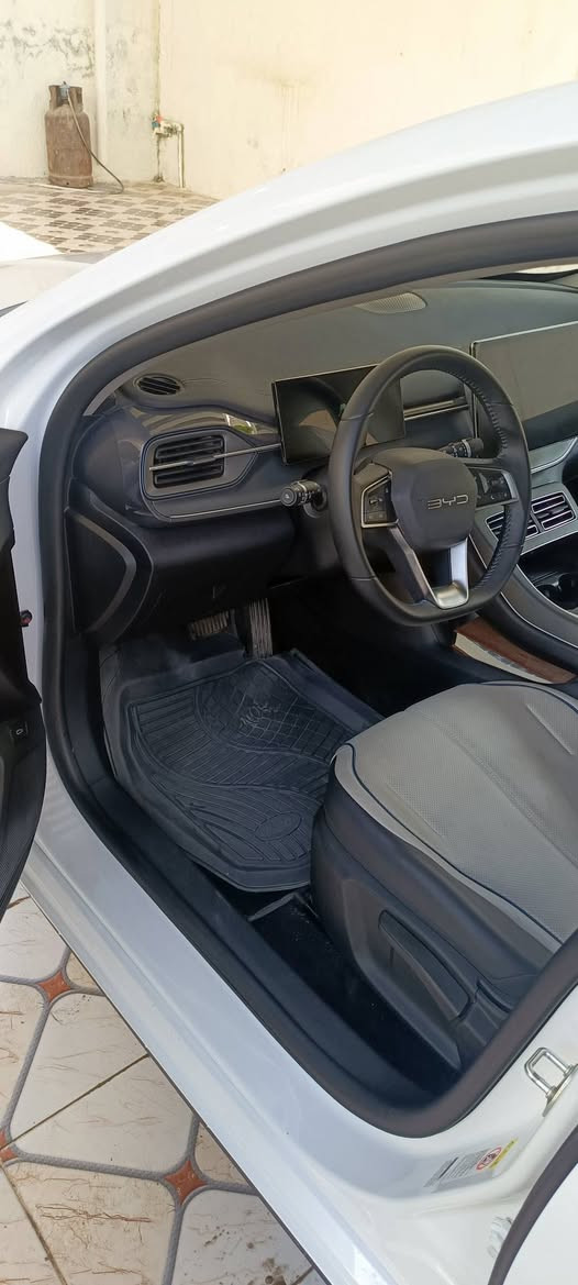 سلام عليكم 
بي واي دي موديل 25 رقم بغداد 
ماشي 10 ألف
مكفوله كفاله عامه السونار بل منشور 
سعر 18500
الستفسار ***********
