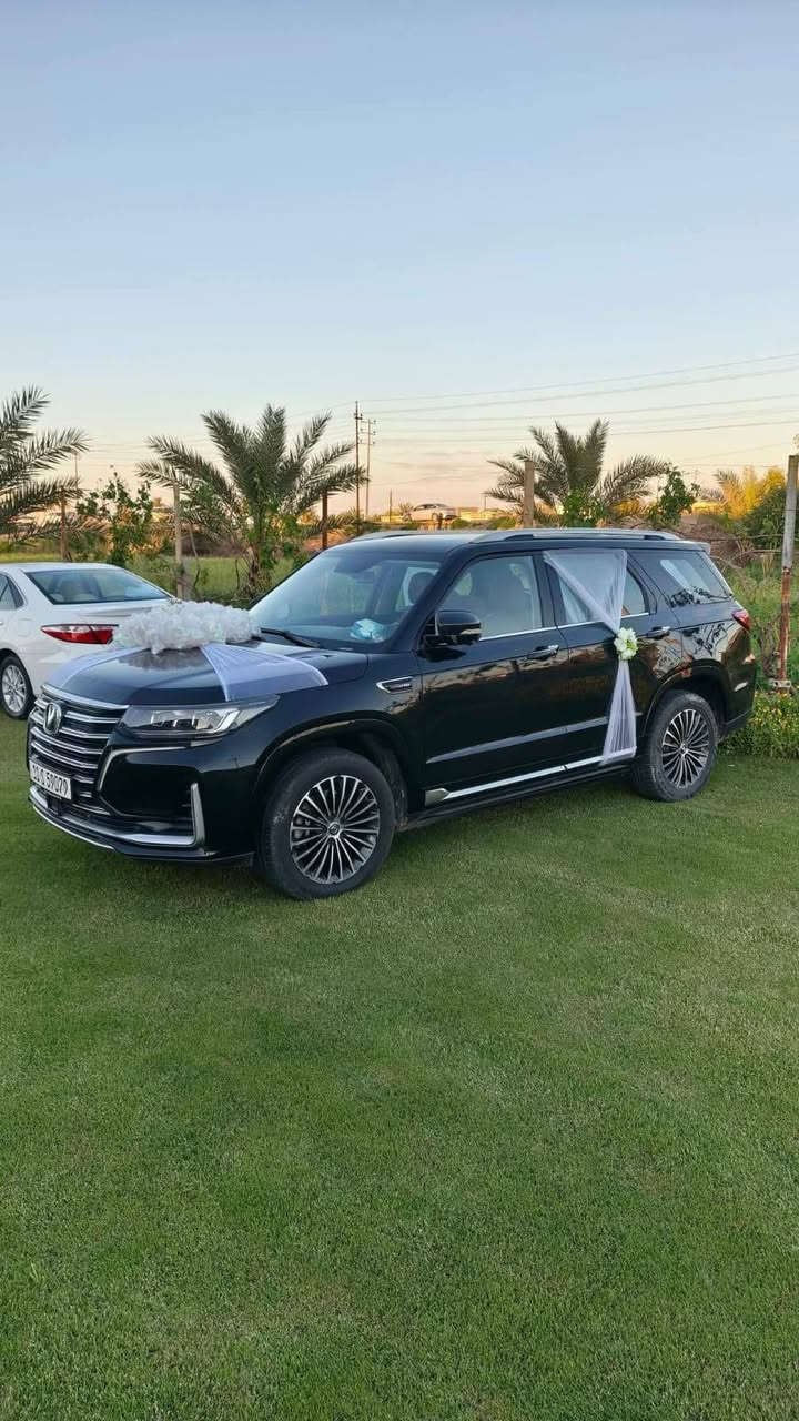 السلام عليكم 
شانجان CS 95 موديل 2023 لون اسود  
فول مواصفات رويال اعلى فئه 
7 راكب 
3 قطع تبريد 
4 كامرات محيطيه 
حساسات امامي وخلفي 
ورادار امامي وجانبي 
دوسات كهربائيه
 بانوراما 
كشنات كهرباء تبريد كشن
بصمه تشغيل 
بصمات ابواب
تشغيل عن بعد 
صندوگ كهرباء فتح وقفل ذكي على حركة الرجل
انارة ترحيب علامة شانجان ابلاد
4 انضمة قياده 
فور ويل
محرك توربو 2000 
 جاهزه من كلشي 
تخم تاير جديد باتري جديد
مابيها نقص ابد 

 اخوان خاص ماارد اتصال فقط ارد 

بيع اقساط 
السياره اخذتها اقساط اقساط من الشركه تسديد بالشركه يدوي مو مصرف
تفاصيل اكثر واستفسار الاتصال على الرقم واني بالخدمه
***********
