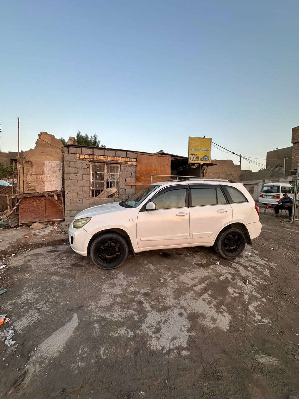 تشيري تيكو للبيع موديل ٢٠١٣. جاهزة من كلشي 
السيارة خير من الله  سنوية ولوحات جدد الرقم الانكليزي الجديد باقي التفاصيل *********** واتساب
