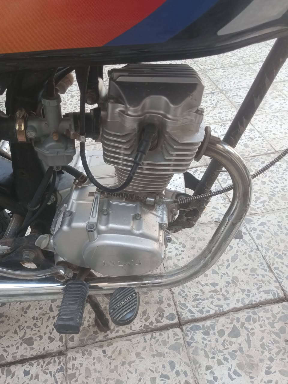 مكينه للبيع مديل 25 جديده ما مفتوحه ***********
