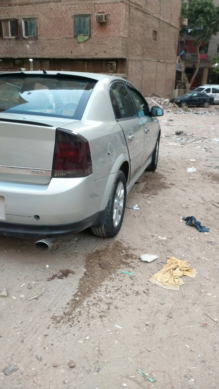 اوبل فيكترا سي ٢٠٠٧ كامله منوال ١٦٠٠ 
 لسا مغير
عافشه كامله بالتيل بالطنابير بالمساعدين بالمقصات والجلب
سربنتينه تكيف لسا متغيره جديده
ردادير جديد لسا متغير
طقم بوجهات قلب طرمبه بنزيم 
فلتر هواء فلتر بنزيم كل ده لسا متغير بورقه
زيت لسا متغير بالفلتر بتاعه ممشيش
٤ فرد كوتش لسا زيرو ممشيوش 
رخصه  سنتين ونص عده منها شهر لسا متجدده 
بالفحص 
لسا متلمعه من برا بولش 
طقم ليدات عالي وواطي 
كل الانوار تعمل والشابوره تعمل 
طقم دبرياج لسا مغيره 
متراجع علي الكهربه كلها بتاعتها واللي فيها اتعمل 
لسا مغير اولسيه كرنك خلفي وغطا تكهات 
صالون فرش جلد 
بطاريه لسا جديده متغيره01070344023 السعر النهائي 360


**إذا كنت صاحب هذا الإعلان وتريد حذفه لأي سبب، رجاءا أرسل رسالة إلى الدعم الفني**