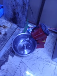 للبيع عجانه عجين وزن 10 كيلو ما مشتغله غير شهر واحد  نضيفه و مرتبه  مو...