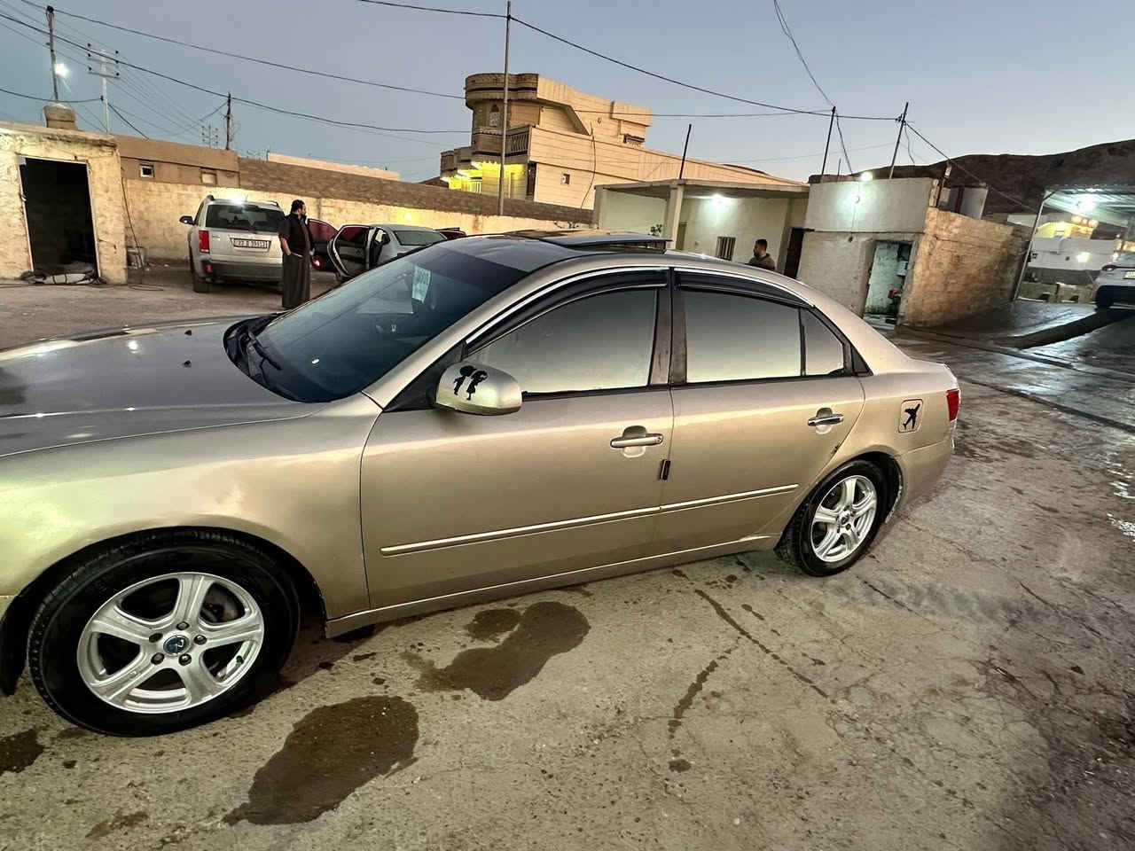 السلام عليكم
للبيع 

سوناتا 2008ادوات 

كير محرك شرط 

محرك 2400

صدر جديد

تدفئة 🔥

تبريد ثلج🧊  

السعر 37 وبيها مجال 

الاتصال 

***********

مكان السياره الزويه
