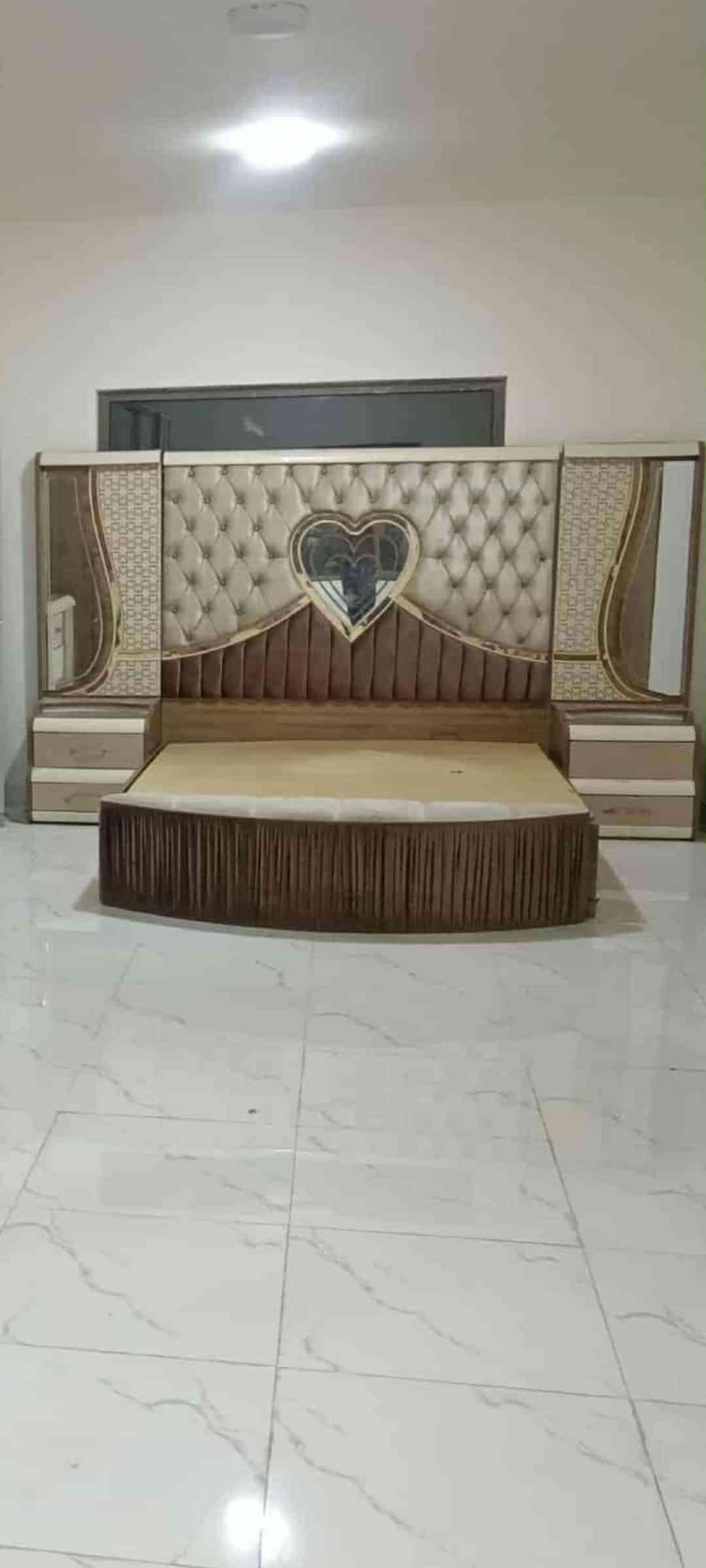 غرفه تركي نضيفه تسكَام مسوينه بمليونين .ونص اخت الجديده نريده ب٩٥٠ الشراي يجي خاص المكان نجف *********** النجف
