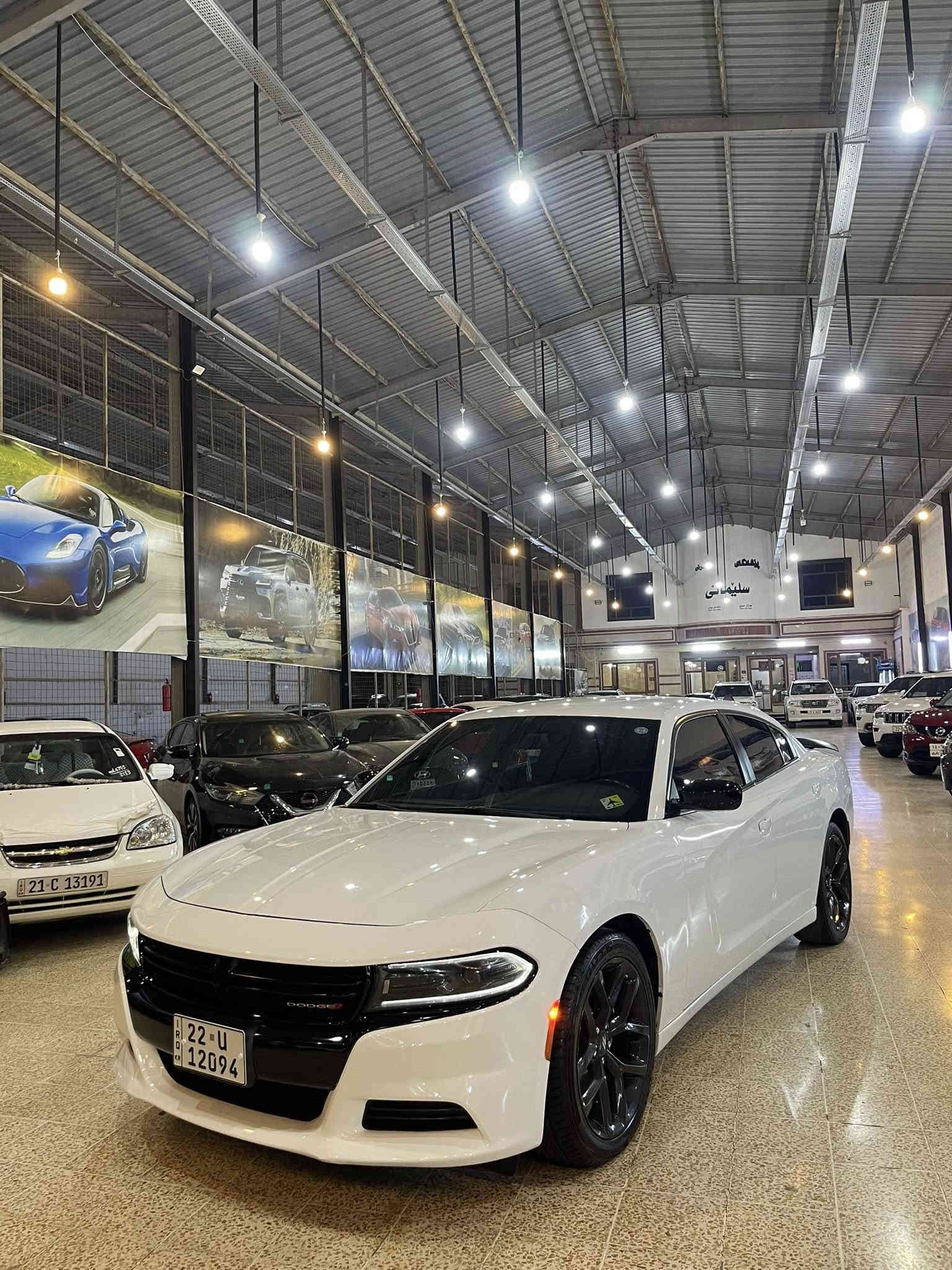 دوج جارجر 2022  
مواصفات 
SXT Blak top
شاشه 
ماشي 50 mil
تو ويل 
كشنات كهربايي
لايتات ليد بلادي 
سياره  مكفول حتا دعاميان بشرط
بيها بس بابين بدله بلادي بدون سبغ نفسل رقم بدون داخل بدون ارباك سياره جديده 
سعر 230$
0750 441 28 31 
0750 082 95 31 
عندي واتساپ
