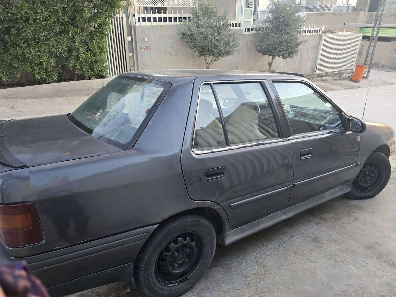 هونداي اكسل ٩٣ مشروع وطني  سنوية باسمي لحد ٢٧ رقم جديد كير محرك بشرط  دفتر بانزين موجود تايرات جديد كهربايات كله  شغال جامات كهربائي قفل مركزي  سعر ٣٣ و بي مجال
***********
***********
