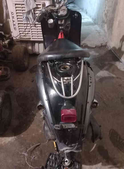 السلام عليكم دراجه عبد الحليم للبيع
الدراجه خير من الله ها او سلف او هندي شغاله الدراجه نضيفه
الرقم *********** مكان الدراجه بغداد
