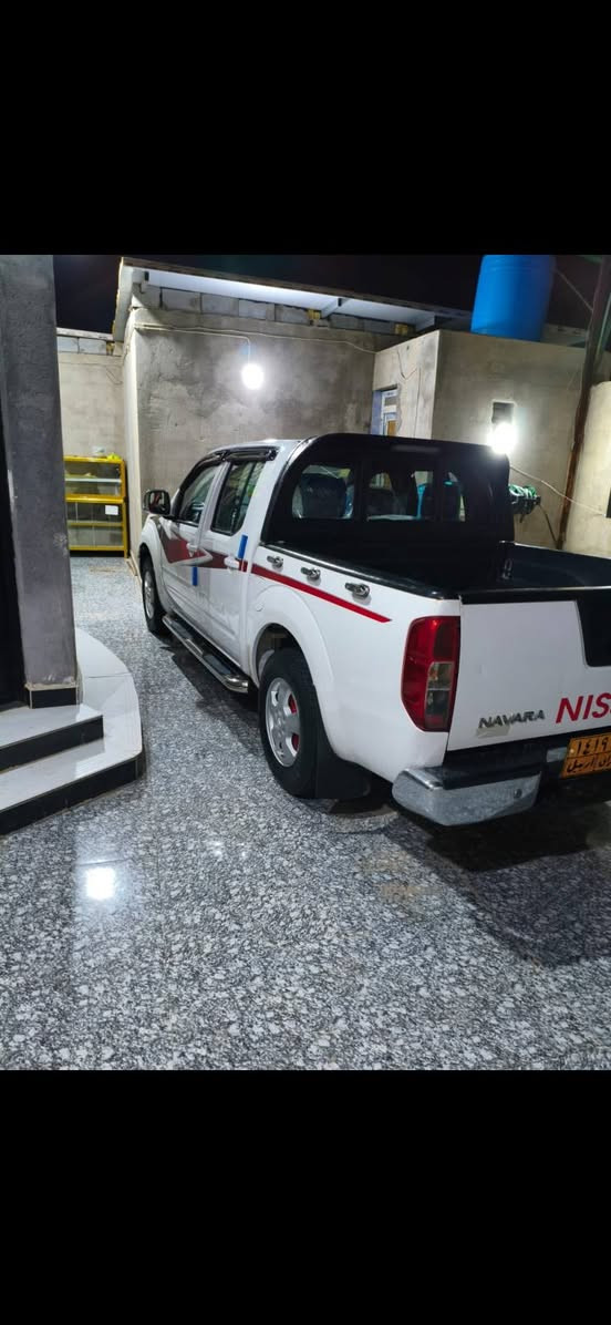 سلام عليكم البيع  نيفاره مديل 2013 سياره كامله مانقص شي كفاله عامه كهربايات كله شغاله تبريد شغال تخم تاير حدايه سياره خير من الله رقم اربيل وراعيه متوفي وهاذ رقم *********** راعيه سعر 90 وبيه مجال اني كلف بل نشر ماجوب خاص
