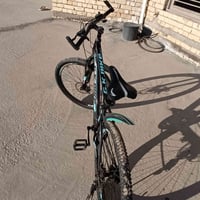 شباب دراجه هوايه للبيع سعر 85 وبي مجال بصيط للشراي يتصل على رقم 078399...