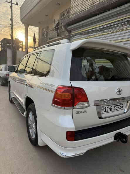 تويوتا لاندكروز موديل 2012
فول مواصفات سيارة جديدة 

مكفولة من الصبغ والتبديل بيه بارد قليل

سونار موجود بلمنشور

رقم بغداد بأسمي 

***********
