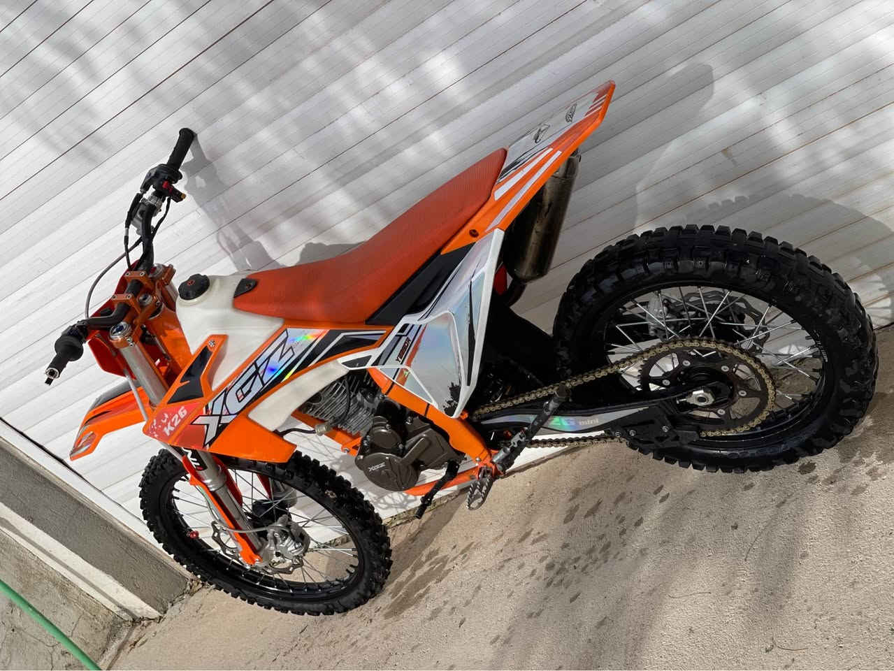 سلاو براياني ئةزيز

ئةم k26 بؤ فرؤشتن 

يان گؤرينةوة بة (rmz_kews_ktm_crx350)  

مؤديل ٢٠٢٤

مةكينة ٢٥٠ 

٤ وةلف

٥ گير 

بؤ عةيب مةپرسن

برغوو بة برغووي بةشةرت 
 

 نمونةي جواني و قوةت 

سعري (11گةلا و 50 دؤلار) 

رجائةن مةعامةلة قفل ناكةم موشتةريت وةرة سةيريكة و مةعامةلة دةكةين  

بةپيي توانا خاترت دةگرم

 شوينم نزيك كةلار

***********

*********** كالار, السليمانية
