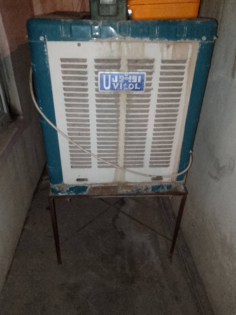 السلام عليكم مبردات للبيع ثنينها السعر 135 وبيها مجال حك الجيه
للتواصل: ***********
