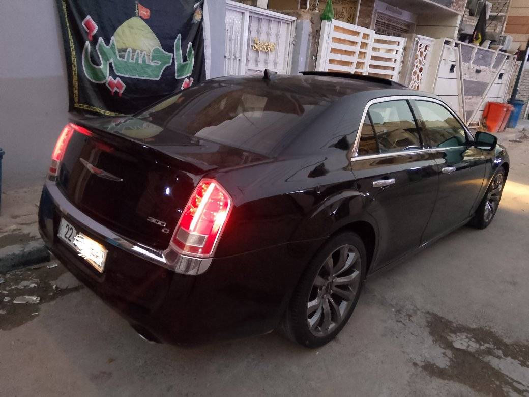 اوباما 2014 خليجي مكينة 3600 فول مواصفات للاخير اعلى فئة بلاتينيوم بانوراما بصمة تشغيل بصمة ابواب حساسات امامي وخلفي رادارت جانبية اشاير مري خزن ميموري زراك لايت كلاص حار بارد كشنات تبريد تدفئة كير طيارة سيارة بلادية بدون قطرة صبغ ولاضربة (ادوات كصة وحدة بجم فقط) السعر70 عنوان بغداد للاتصال ***********
