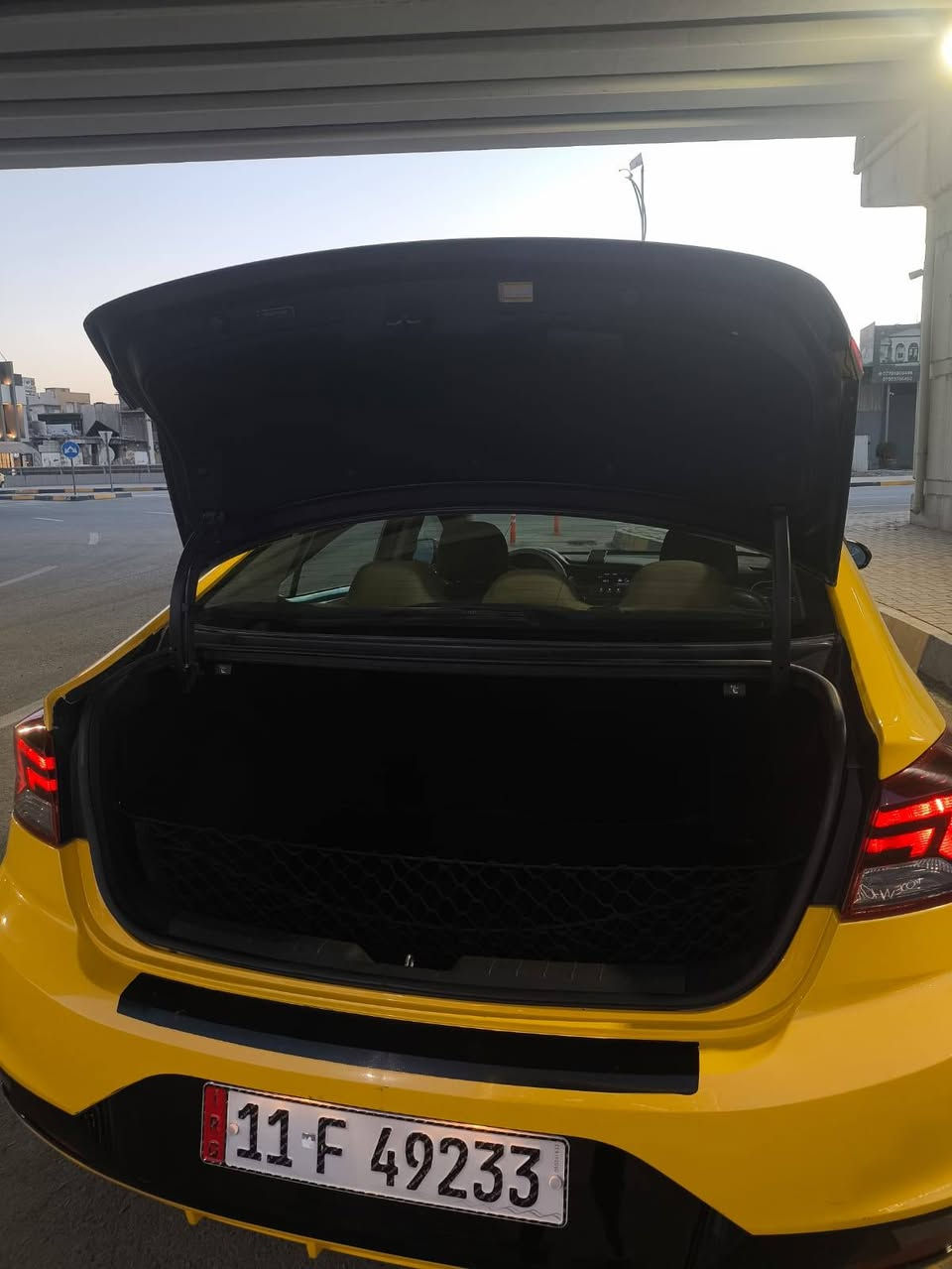 السلام عليكم 
النترا موديل 2020 مكفوله كفاله عامة من كلشي لا شاصي ولا لغد
الضرر جاملغ اليمين ونفسه راجع السياره كود وأحد
 فول مواصفات 1/1  
كير Atm
فتحة سقف+رادارت + نقطه عمياء+تحديد مسار 
كشنات هيتر 
السياره لوك كلش نظيفه بمعنى الكلمه واحلى من الصور 
ماشيه 87
السياره بسمي اني الشرعي 
مكان السياره موصل/حي الشفاء
السعر 155 ورقه.
غير متواجد ع فيس ..اذا شراي اتصل ***********
