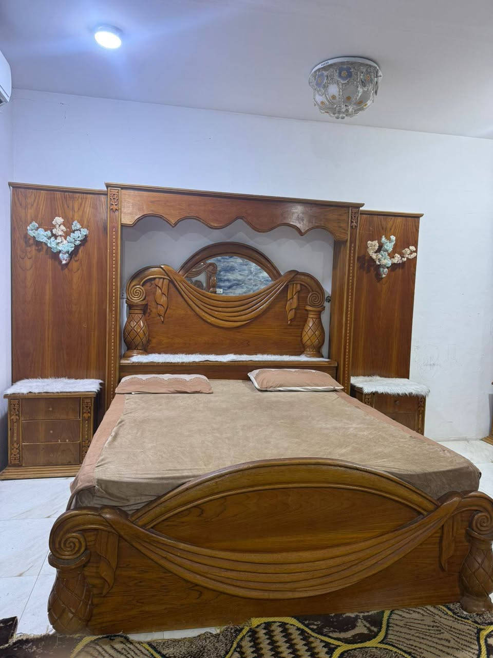 السلام عليكم
غرفه اخشاب تفصال
نضيفه حيل استعمال قليل 
كلفتني تفصالها  ٤ملايين
اريدها مليونين وبيها مجال بسيط 

مكاني البصرة جمعيات الاسكان المواني شارع الميثاق قرب مدرسه المشاعل
اخشاب قويه
تفصال جديد
٧قطع وياها تاج الجربايه
رقمي 

***********
