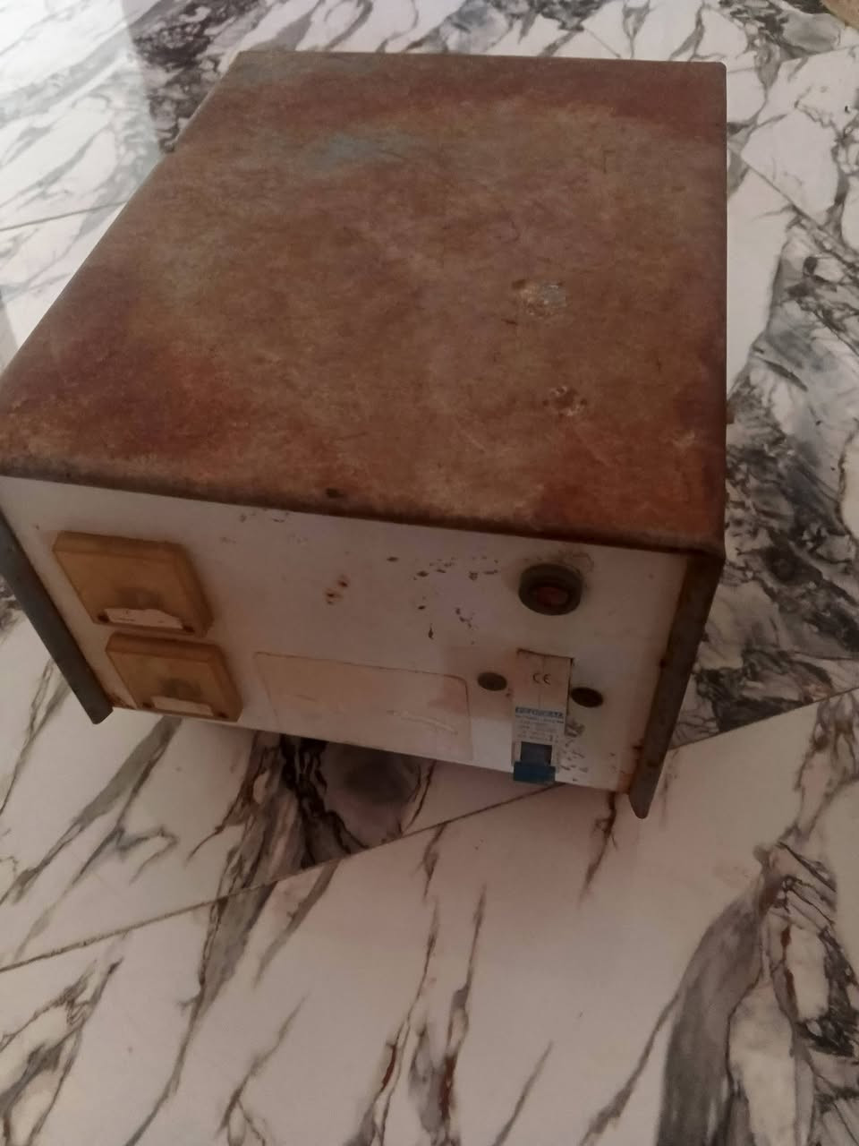 السلام عليكم رافع للبيع السعر خاص


**إذا كنت صاحب هذا الإعلان وتريد حذفه لأي سبب، رجاءا أرسل رسالة إلى الدعم الفني**