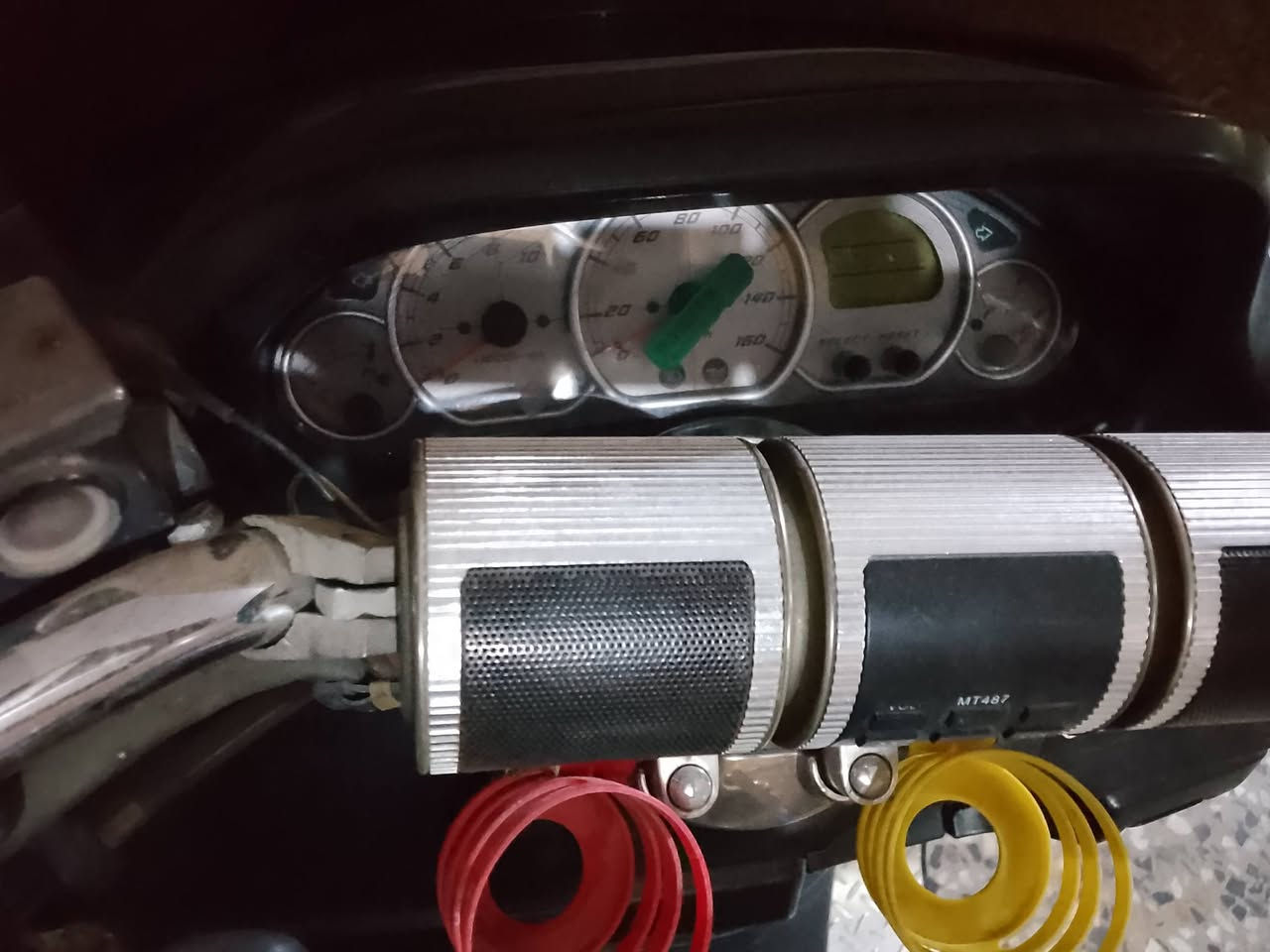 السلام عليكم دراسه ماجسته دبل روون للبيع او مراوس بايباد سعرها 700 رقمي *********** عنواني بغداد تقاطع درويش شارع كفائات السيديه
