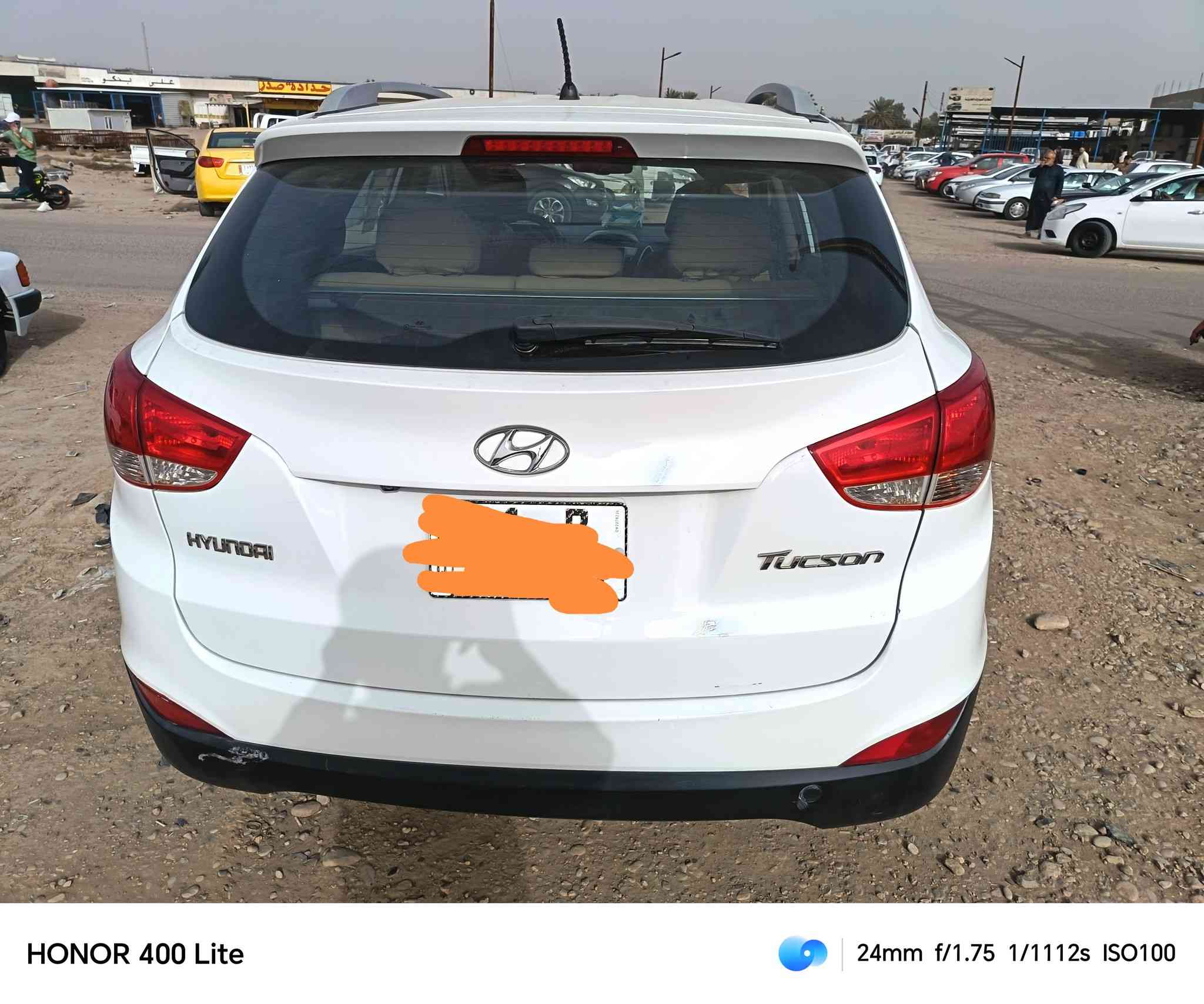 السلام عليكم ورحمة الله وبركاته توسان خليجي موديل ٢٠١٤ ماشيه ١٤١ بيه بارد باب السائق جهه اليمنئ والباقي مكفول كير محرك علئ الوكاله الاسبيرمانازل كتلوكات الشركه بيه سنويه جديده باسمي مانع انزلاق مانع انحدار مواصفات العنوان بغداد المحموديه السعر ١٤٧ وبيه مجال رقم الهاتف واتساب بي ***********
