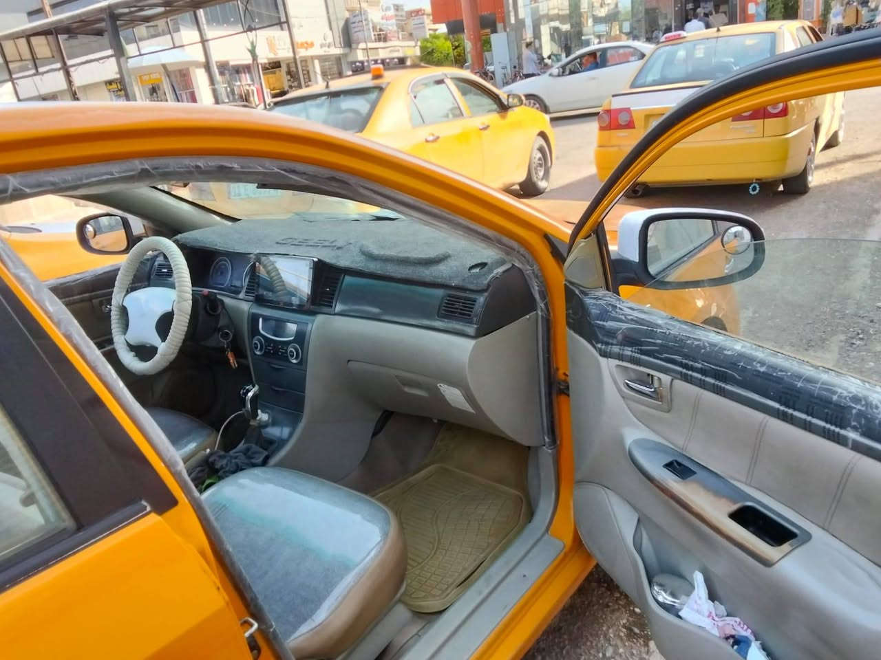 جيلي موبل محور كورلا كير عادي موديل ٢٠١٢ رقم بغداد ***********
