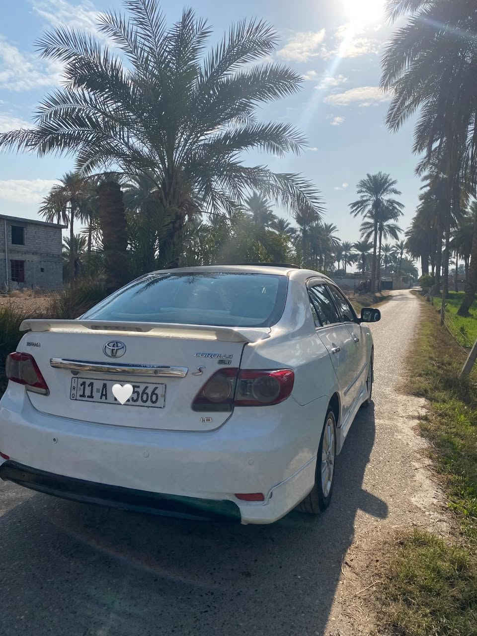 السلام عليكم 
كورولا خليجي فطيم  موديل 2008 محدث 13 فول مواصفات ، فتحة سقف ، كروس سرعة، تبريد بيانو ، شاشة ، حساسات، كامرة ، ويل كب ، تحكم ستيرن،
السيارة شاد الها گير ومحرك 1800حاويه ع ايدي لوك قطرة دهن ماينقص ، صدر امامي جديد ، باتري جديد ، تاير امامي جديد، دوشمة جديدة، رقم بغداد انكليزي تحويل مباشر ، بيها صبغ بسيط جوه قبط البانزين، وبارد بين باب السايق، قمارة فابلون بدون صبغ لئن معروف عن هذا الموديل يكشر الصبغ مالته ، علمًا السيارة بيها منظومة غاز يعني غاز،  بانزين
المكان بغداد 
السعر"108”
للأتصال "***********”
